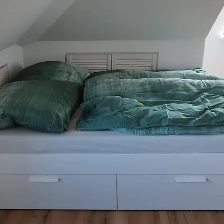 Grosse Helle Gaestewohnung アパート