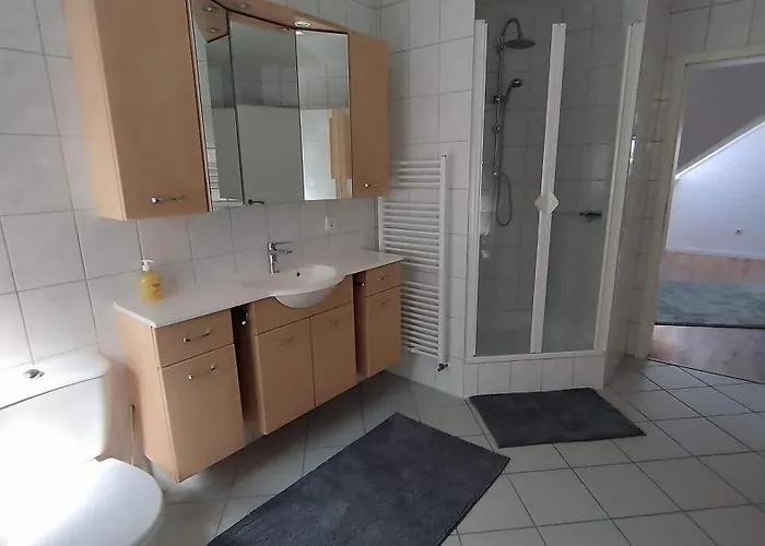 Grosse Helle Gaestewohnung